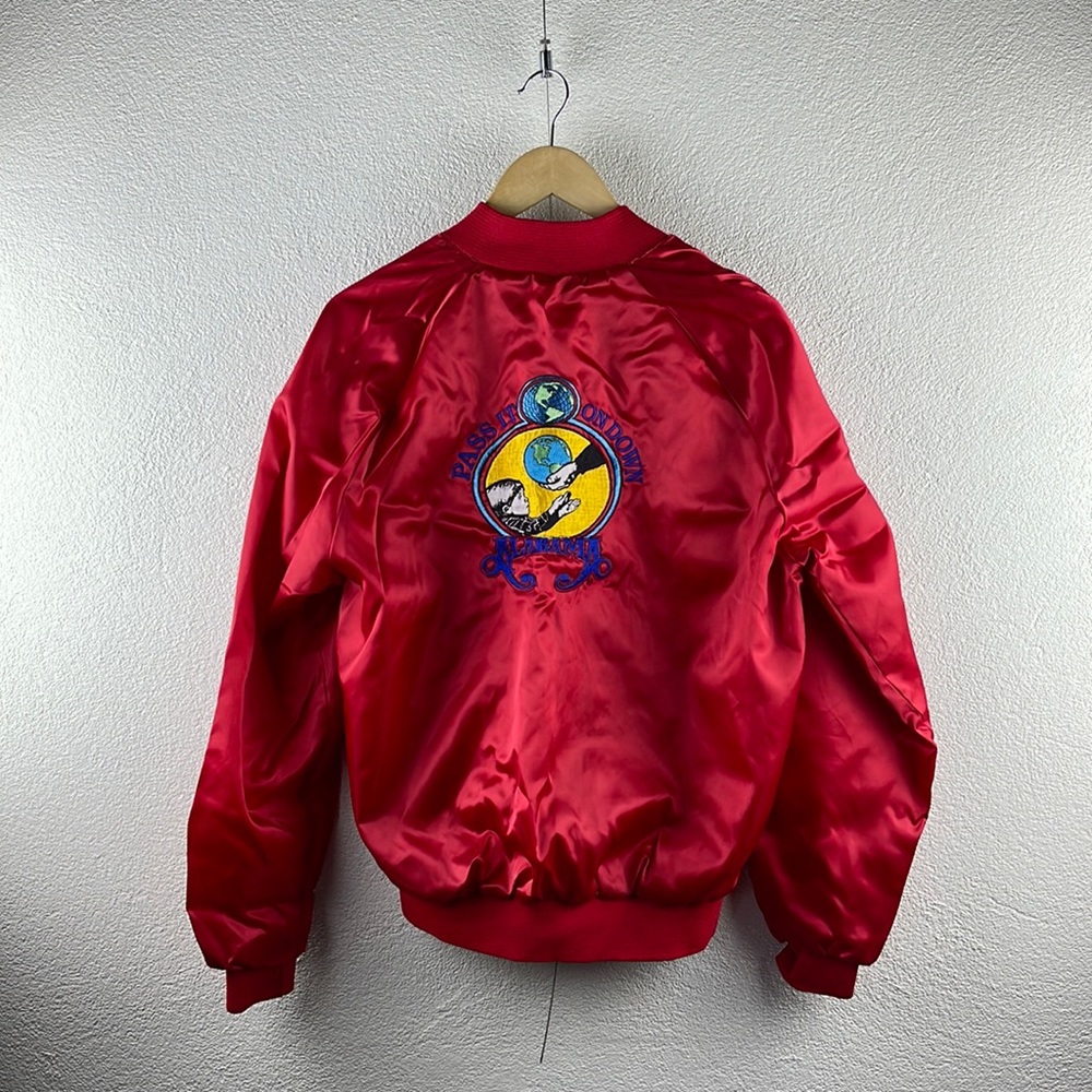 Vintage l M 90s Alabama Red Satin Embroidery Logo Country Music Band Tour Jacket